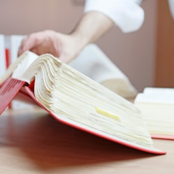 Vorenthalten von Arbeitnehmeranteilen zur Sozialversicherung durch Strohmann